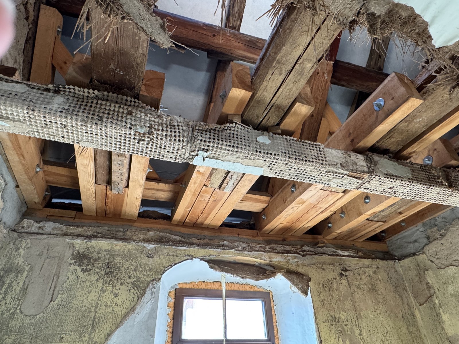 Historisches teilsaniertes MFH in Weida