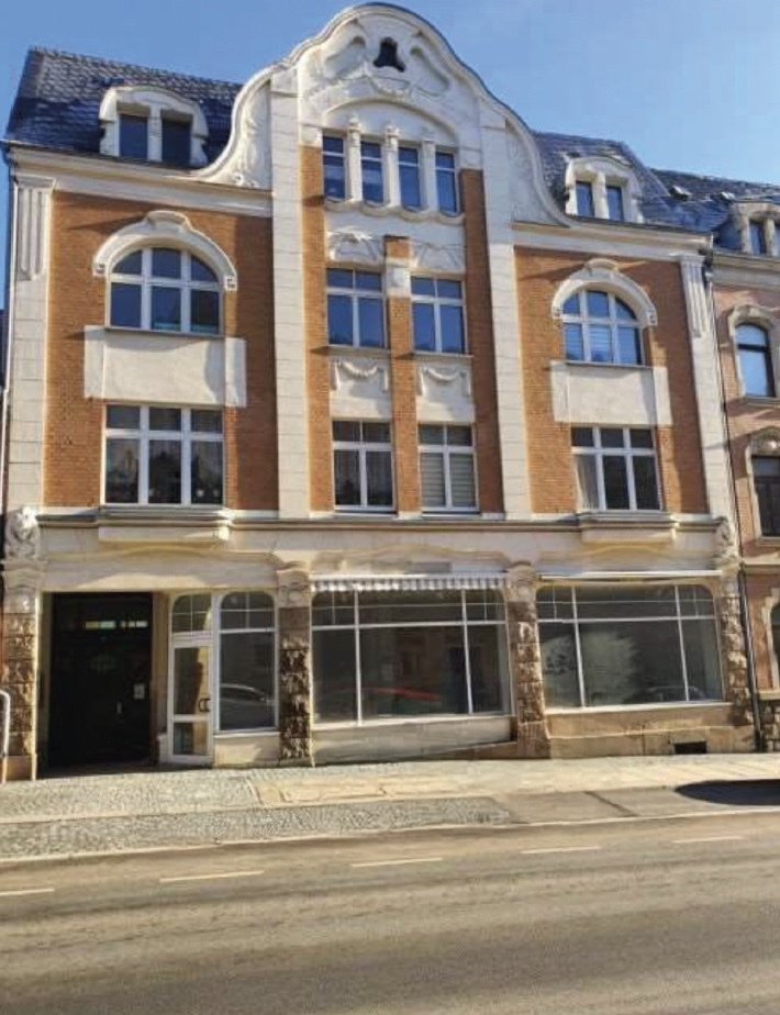 MFH mit Potential in Auerbach zum sanieren (Vogtl.) KP: VB